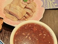 -古都历食南京菜·烤鸭·鸭血粉丝·汤包(南京博物院店)