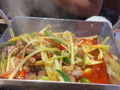 -川堂风·跷脚牛肉·乐山爆炒(宝山日月光店)