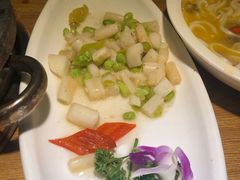 太湖虾仁炒藕芽-品大三——南京菜(大行宫店)
