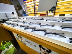 -优医视平价眼镜蔡司依视路折扣工厂店(十里堡店)