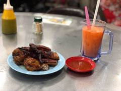 -黄亚华小食店(Jalan Alor)