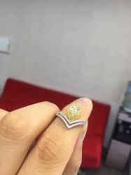 -威德钻石-克拉钻大本营(南京东路店)