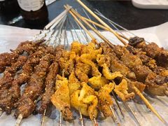 -卞二小串·鹤岗烧烤·坑烤(永定路店)