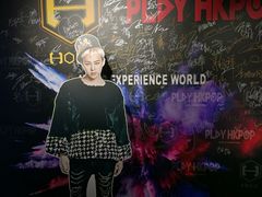 -PLAY HKPOP全息偶像演唱体验馆(威灵顿广场店)