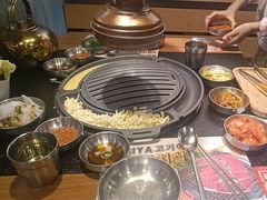 -GOGIYA·咕叽吖韩国传统烤肉店(东方新天地店)