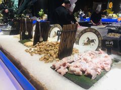 -诱货海鲜自助火锅(爱琴海购物公园东百店)