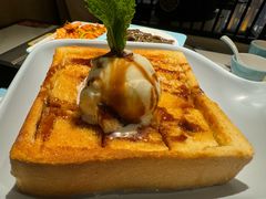 -江边城外烤全鱼(世茂广场店)
