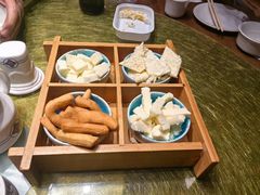 -蒙亨·手把肉·蒙古包文化主题餐厅(天恒广场店)