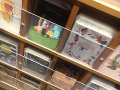 -猫的天空之城概念书店(杭州南宋御街店)