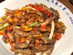 小鱼小虾-吃饭皇帝大(解放西路店)