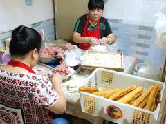 -张阿三馄饨店