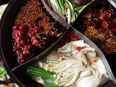 -白乐天毛肚火锅馆(南滨路店)