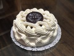 -红宝石·鲜奶小方·海派西点房(联洋店)