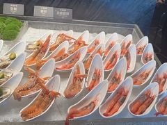 -雍容荟帝王蟹活龙虾展台自助(IFS黑金店)