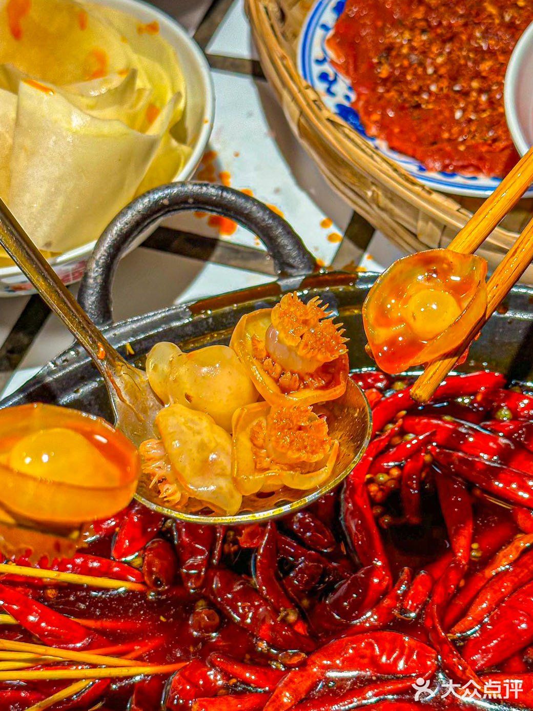 哇！这家樱花🌸火锅也太好看了吧！