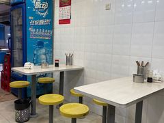 大堂-金原鸭血粉丝汤总店(锁金村店)