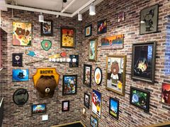 -LINE FRIENDS Garosu-gil Flagship Store