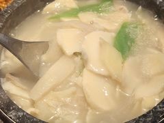 鸡汤鲜竹笋炖竹荪-金谷仓家庭料理(马泉营店)