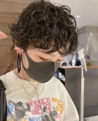 -塞巴斯汀SEBASTIAN专业美发店