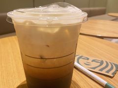 -星巴克臻选(上海中环广场2F店)