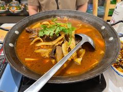 -霄汉牛三鲜湖北砂锅菜(万松园2店)