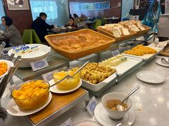 -珠海拱北口岸希尔顿欢朋酒店