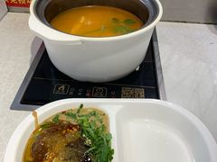 -百品聚旋转火锅(万德庄店)
