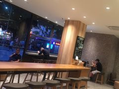 大堂-星巴克(深圳港隆城分店)