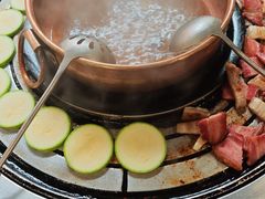 -阿山卓·野生菌火锅·纳西火塘烤肉