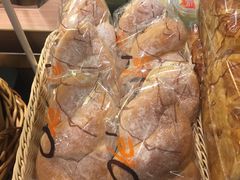 榴莲忘返-Olé精品超市(广州太古汇店)