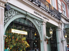 -The Diamond Jubilee Tea Salon at Fortnum & Mason