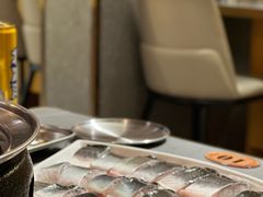 -围炉肉舍•炭烤活鳗•丹东海鲜烤肉(步行街店)