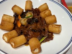 脆皮鲜奶拼蚝油牛肉-和记小菜(东方店)