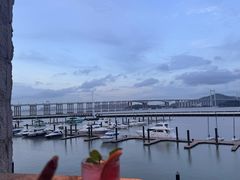 -22ºN BISTRO西餐&酒馆(石奥商业街店)