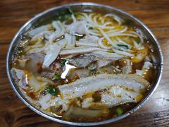-老味道遵义虾子羊肉粉(兴关路店)