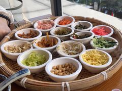 -包整·丝娃娃(一览甲秀楼风景店)