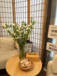 -宥莉·ULLY 痘敏肌•科技皮肤管理中心