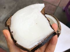 -椰爺爺·椰子冻砵仔糕