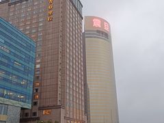 -陆家嘴空中步行连廊