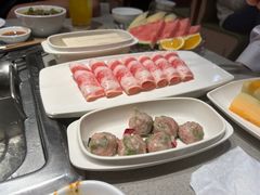 -海底捞火锅(新松江路生日主题店)