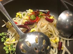 -云海肴·汽锅鸡·云南菜(天山百盛优客店)