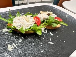 -奈尔宝·儿童乐园·亲子餐厅(华采天地店)