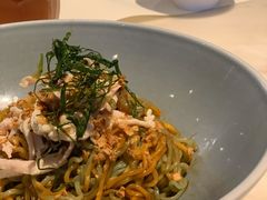 葱香田园鸡丝面-港丽餐厅(高德置地店)