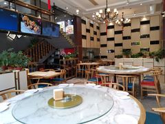 大堂-雍沪里·沪湘融合菜( 康桥店)