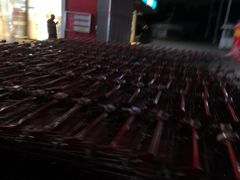 -卜蜂莲花(杨高北路店)