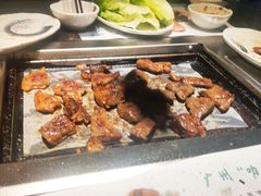 -阪尚皇·原切牛排·烤肉火锅自助(北京路店)