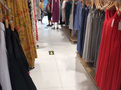 -优衣库(北京万柳华联购物中心店)