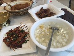 -鑫皇朝酒店(建设一路店)