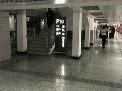 -虹桥火车站-停车场