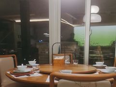 -荷风细雨·中国茶宴(世纪大道店)